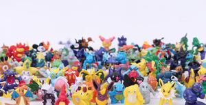 Lote de 140 figuras pokemon pikachu