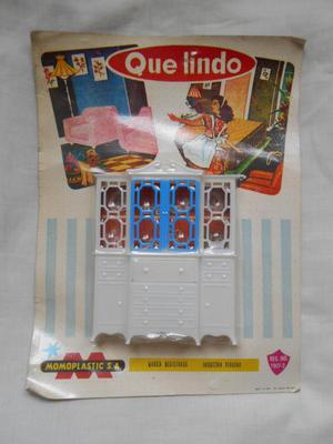 Antiguo mueble de juguete Que Lindo marca Momoplastic