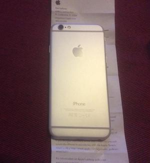 iPhone 6 color plateado, impecable, comprado en Apple