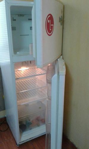Vendo Refrigeradora Seminueva