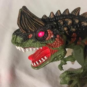 dinosaurio carnotaurus chapmei...50 soles