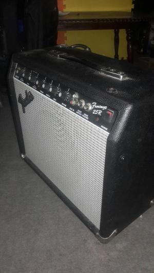 Vendo Anplificador Fender 25r