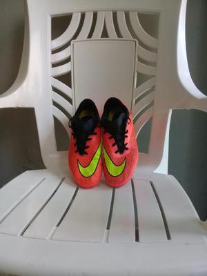 Vendo Chimpunes Nike Hypervenom Talla 37