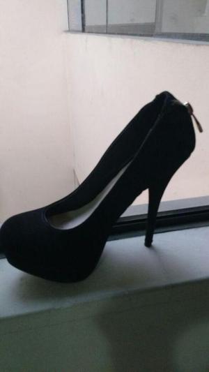 Vendo Zapatos negros gamuza de gala talla 35