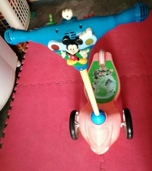 Scooter Mickey Mouse