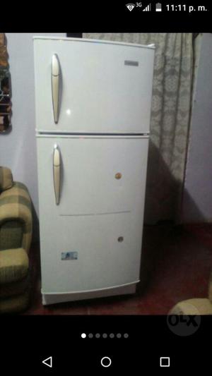 Refrigeradora Blanca Indurama