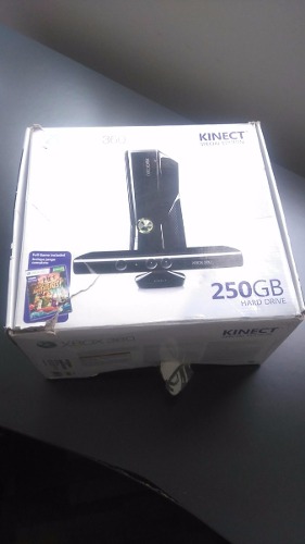 Xbox  Gb Con Kinect Y 3 Juegos De Regalo