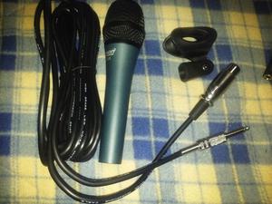 Microfono Alambrico.
