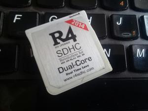 Tarjeta R4 Nintendo Ds