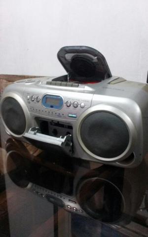 Radio Caset Y Tape en Buen Estado