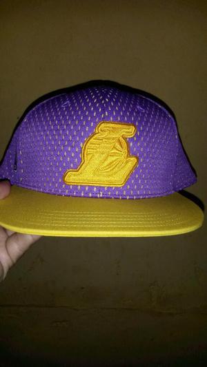 Gorra Adidas Lakers Original Purpura