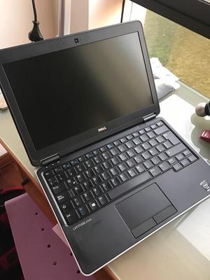 Laptop Dell Latitude E I7