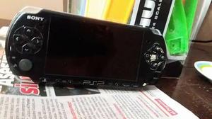 Se vende PSP SLIM  MEMORIA 8GB LIBERADO