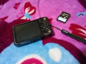 Camara Sony con Memoria de 4gb Extraible