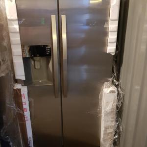 Refrigeradora Puertas Verticales Nueva