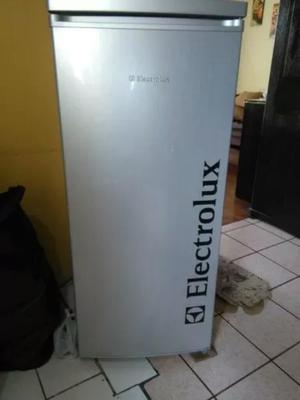 Remate Refrigerador Electrolux