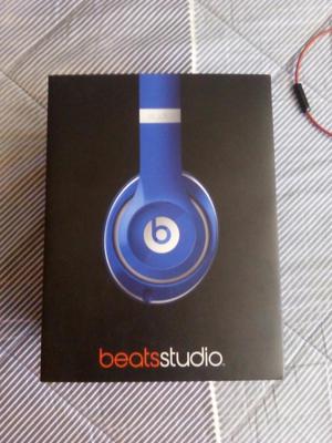 Beats Studio Azules Wired