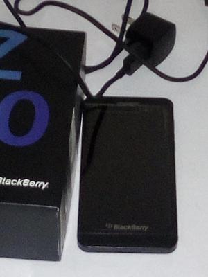 Se Vende Un Celular Black Berry Z10