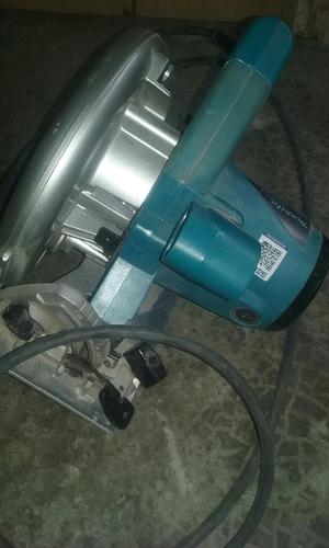 Vendo Sierra Makita