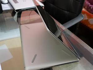 Vendo Laptod Hp Convertible Nueva