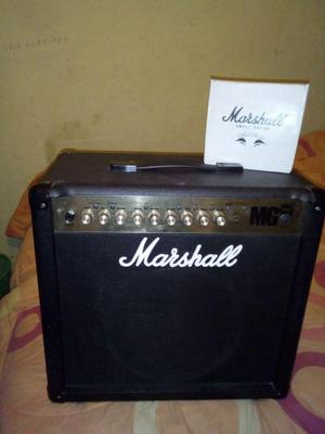 Amplificador de Guitarra Marshall MG 50 fx Footswitch