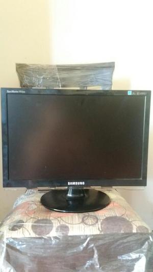 Vendo Un Monitor Samsug