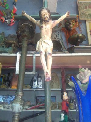 Jesucristo de madera antiguo