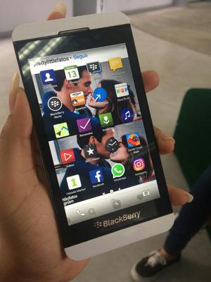 Vendo Blackberry Z10 Casi Nuevo