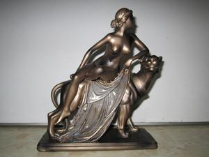 escultura griega de dafne y la pantera