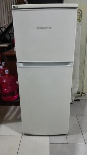 Refrigerador Electrolux Chico