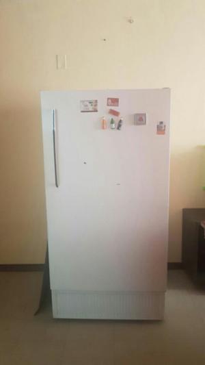 Refrigeradora Moraveco Metal