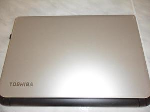 Vendo laptop Toshiba