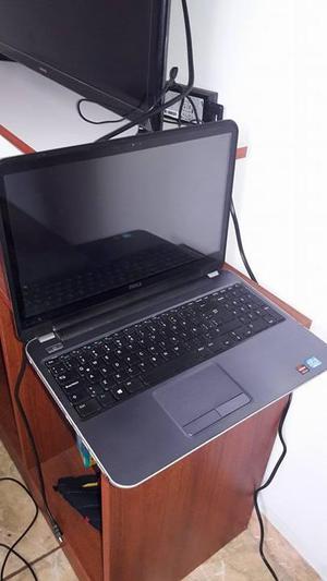 Laptop DELL Core i7 Pantalla Tactil