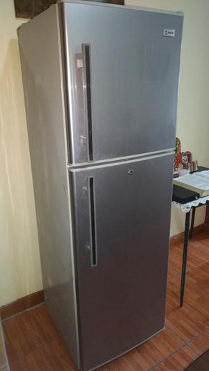 Refrigeradora Miray Semi Nueva