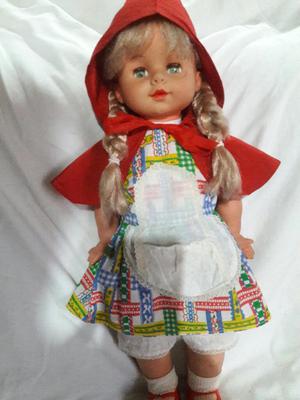 Muñeca Caperusi Roja