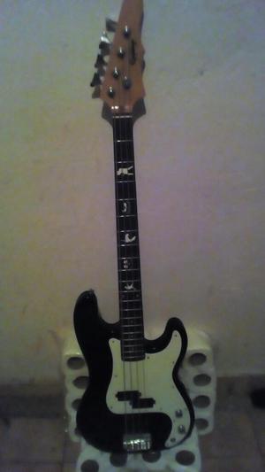 bajo Epiphone