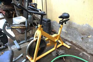 Bicicleta para ejercicios maquinas de gimnasio