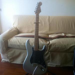 Guitarra electrica Fender Stratocaster USA American Delux