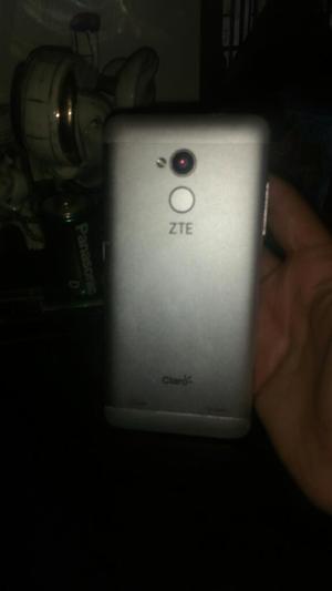 Zte Blade V6 Plus con Detalle