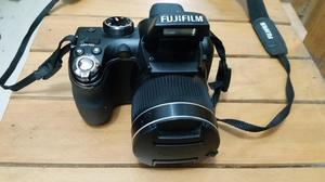 Cámara Fujifilm Finepix S Megapixeles, Zoom X 30