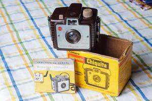 Cámara Antigua Vintage Kodak Brownie Chiquita 127 de