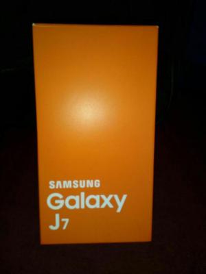 Samsung Galaxy J7..nueva