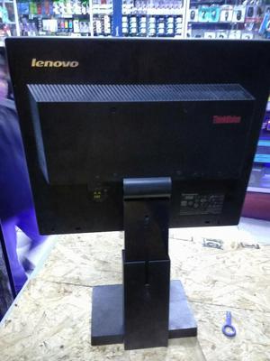 Monitor 17 Lenovo