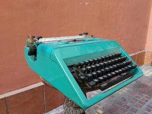 Antigua Maquina De Escribir
