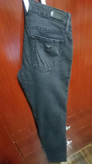 Pantalon Guesss Mujertalla 27