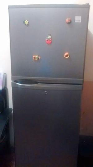 Refrigeradora Marca Daewoo no frost