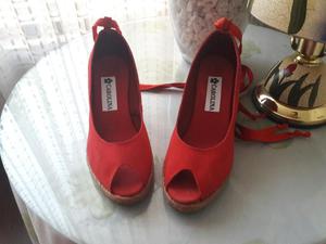 Zapatos Rojos Taco Cuña Talla 35
