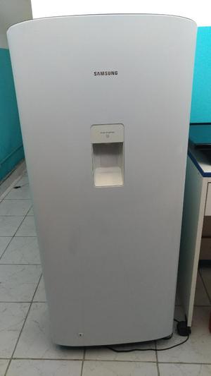 Refrigeradora Samsung No Frost Usada