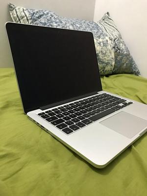 Macbook Pro // 13 Pulgadas // 128 Gb