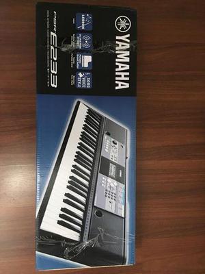 Teclado Yamaha PSR E233